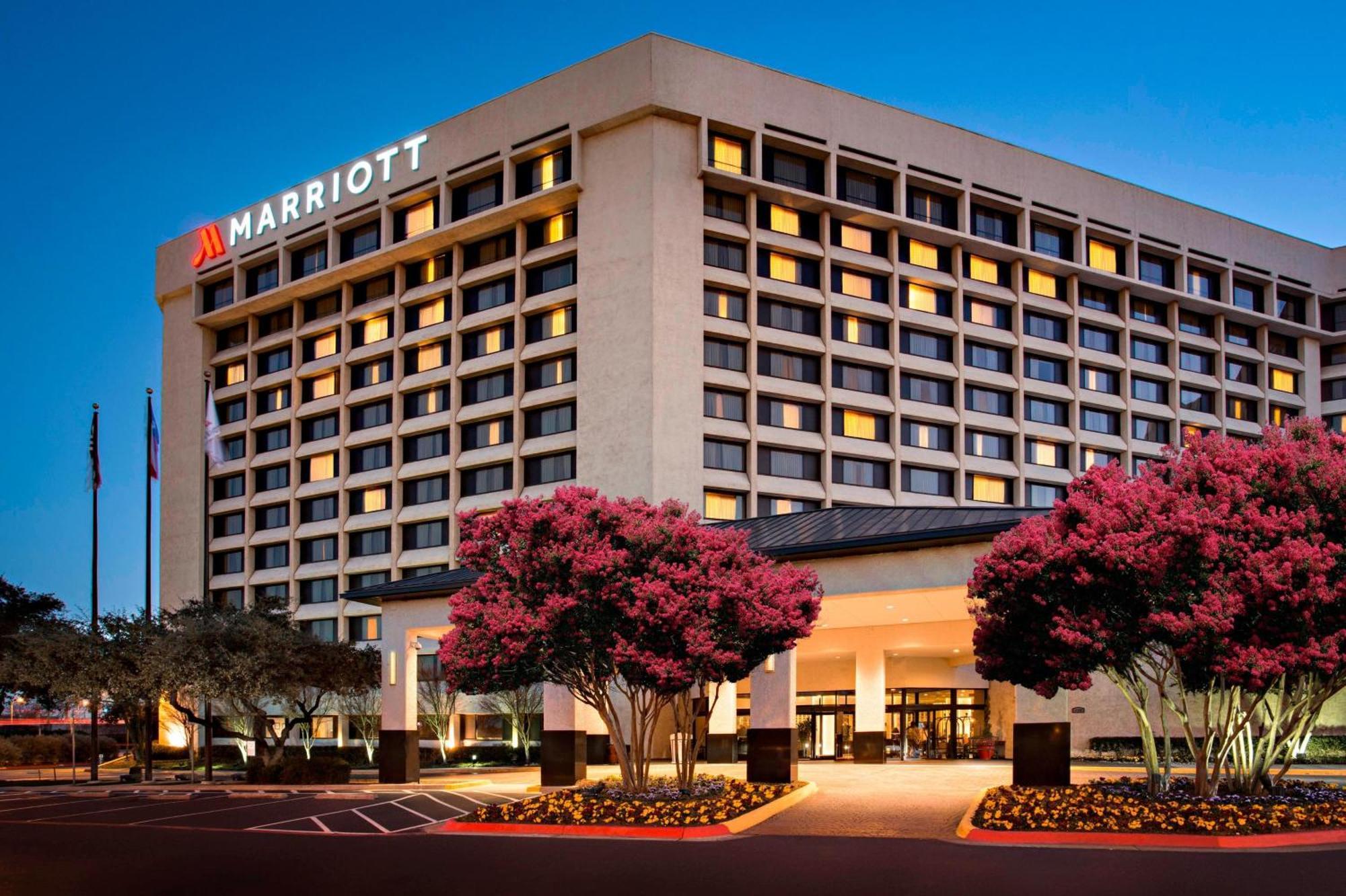 Dallas-Addison Marriott Quorum By The Galleria Bagian luar foto