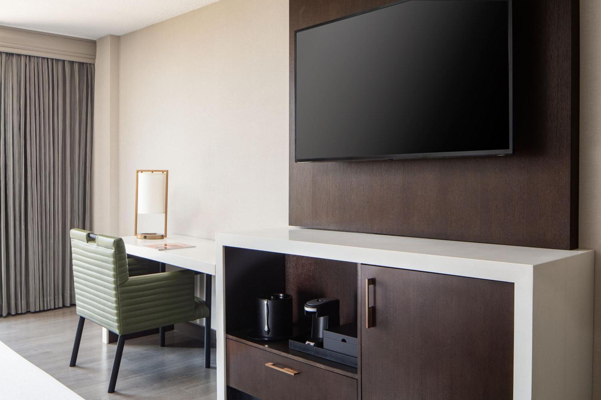 Dallas-Addison Marriott Quorum By The Galleria Bagian luar foto